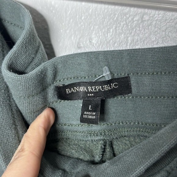 Banana Republic Men Green Shorts SweatShorts size L‎ - Picture 6 of 6